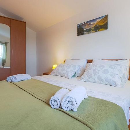 Apartments Mario Biograd Na Moru Luaran gambar