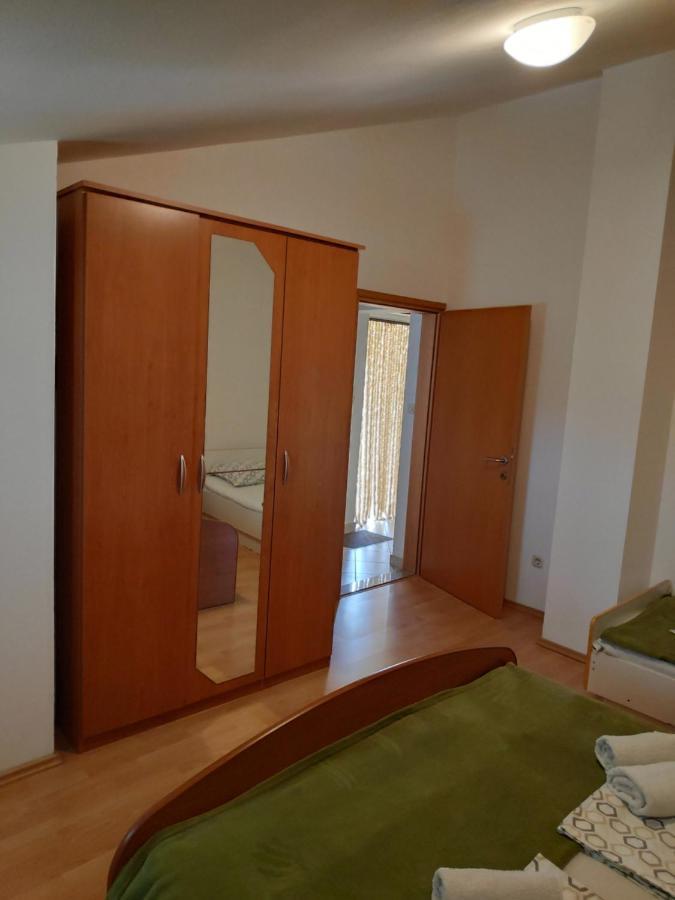 Apartments Mario Biograd Na Moru Luaran gambar