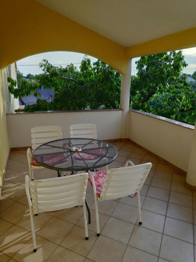 Apartments Mario Biograd Na Moru Luaran gambar