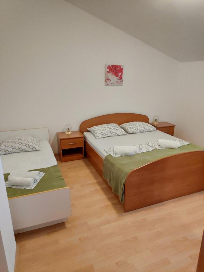 Apartments Mario Biograd Na Moru Luaran gambar